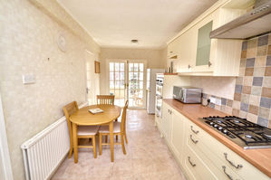 Photo 16- click for photo gallery